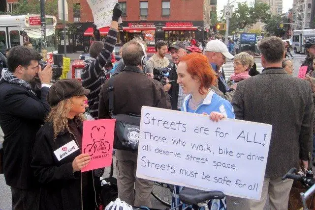 Bike lane opponents and supporters converge in the East Village